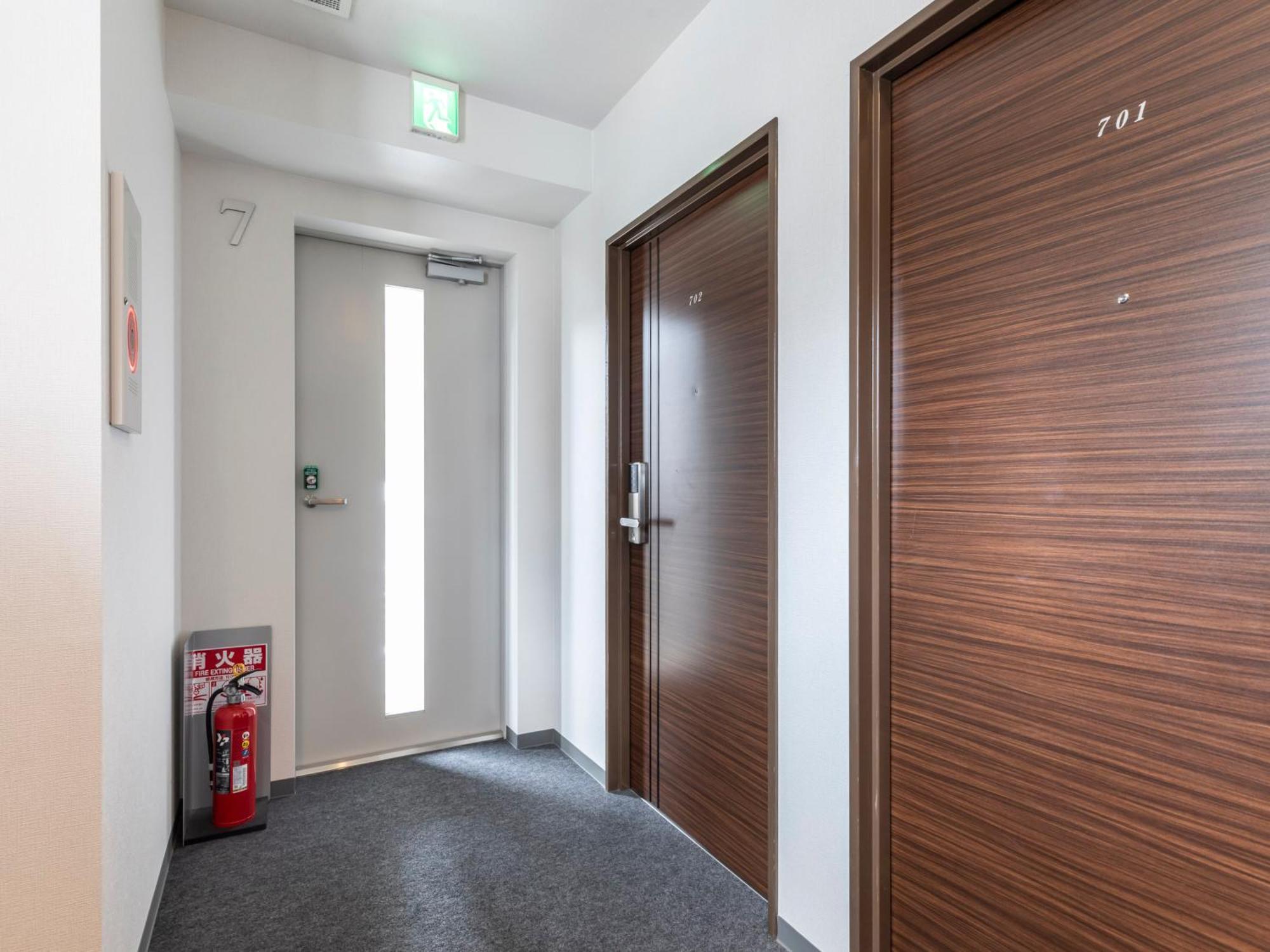 Tabist Unihotel Midosuji Hommachi Osaka Exterior foto